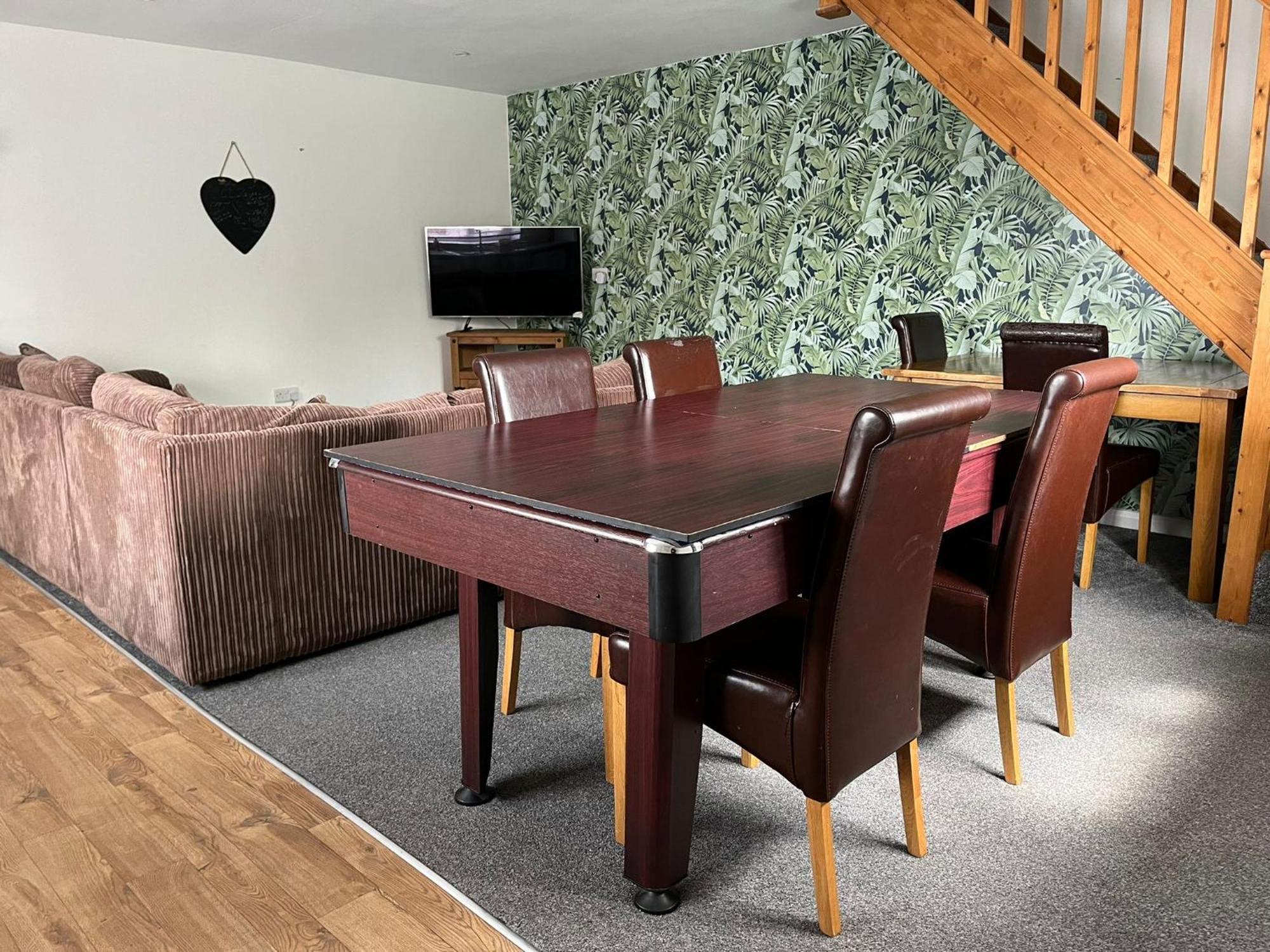 Cute 1 Bedroom House With Pool / Ping Pong Table. Biggleswade Exterior photo